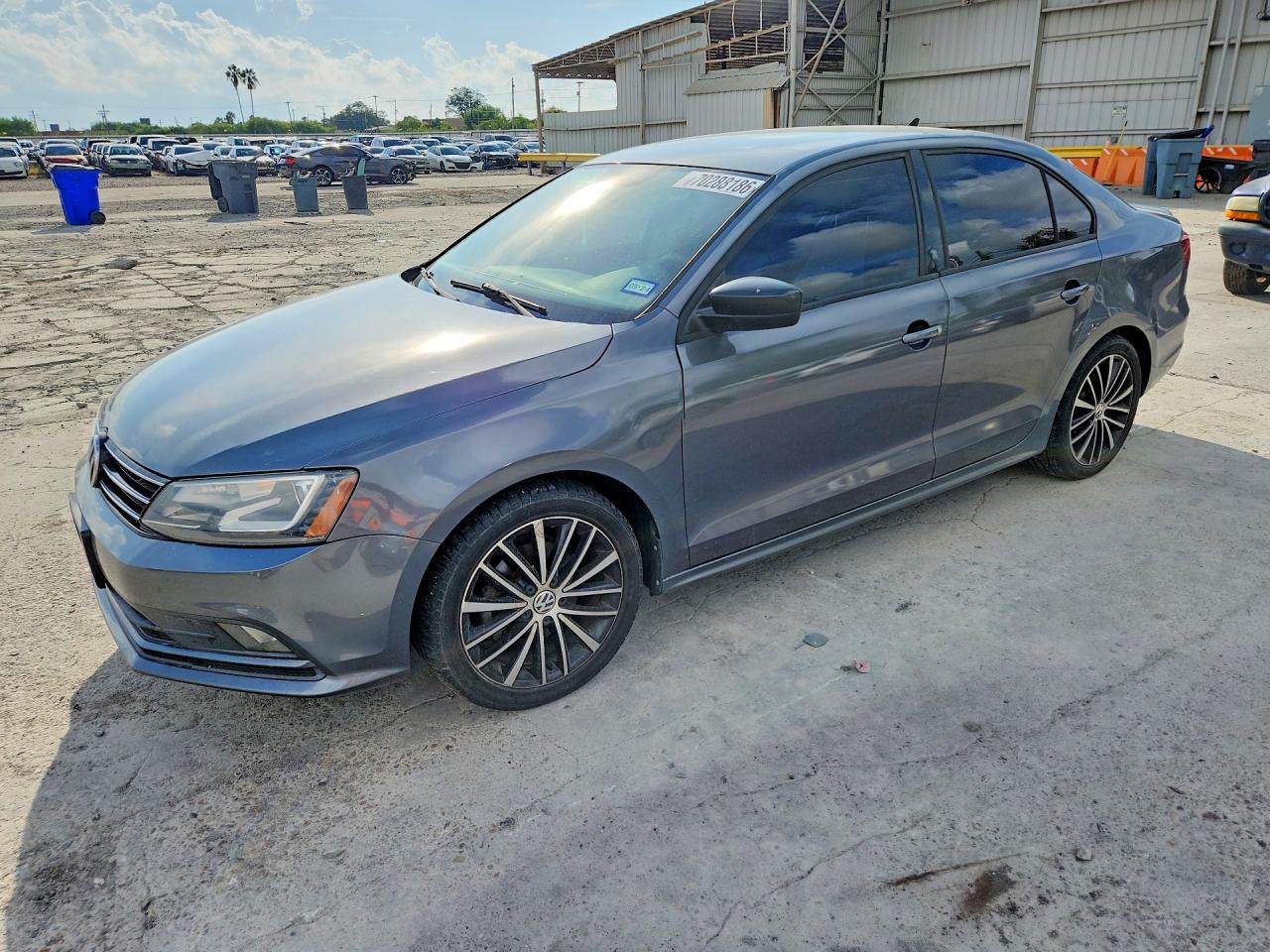 Photo of the 2015 VOLKSWAGEN JETTA SE
