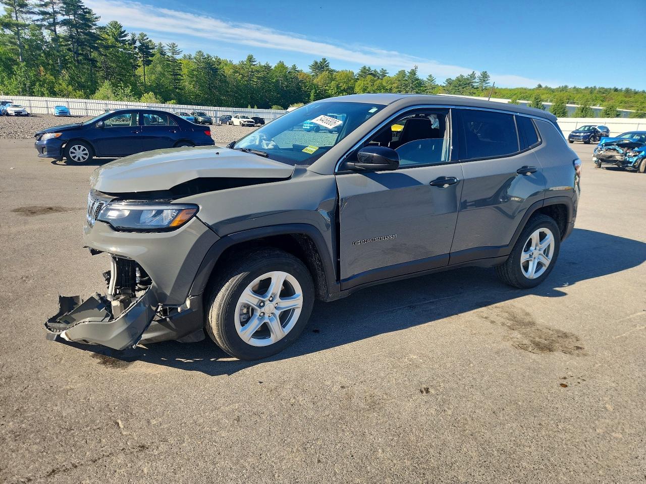Photo of the 2024 JEEP COMPASS SPORT