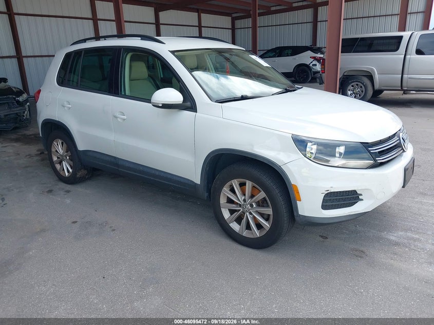 Photo of the 2015 VOLKSWAGEN TIGUAN SE