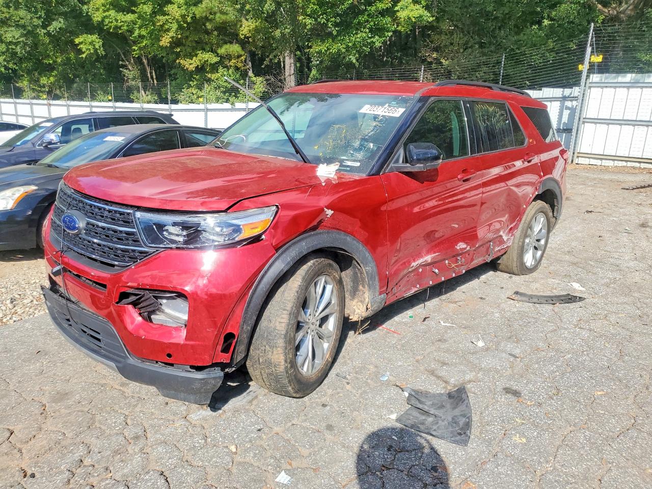 Photo of the 2024 FORD EXPLORER XLT