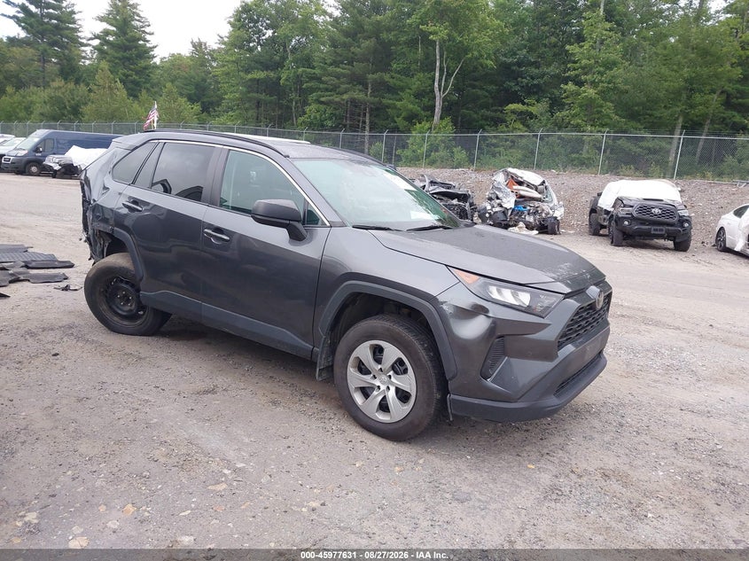 Photo of the 2021 TOYOTA RAV4 LE