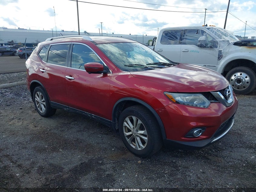 Photo of the 2016 NISSAN ROGUE SV
