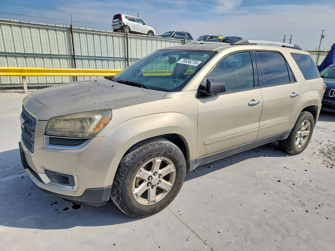 Photo of the 2016 GMC ACADIA SLE