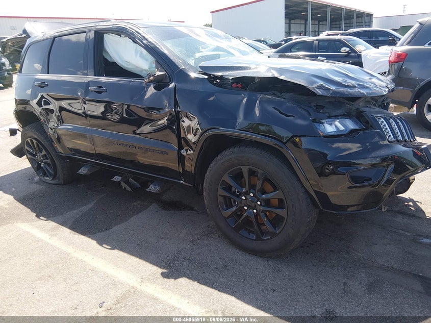 Photo of the 2022 JEEP GRAND CHEROKEE WK LAREDO X 4X4
