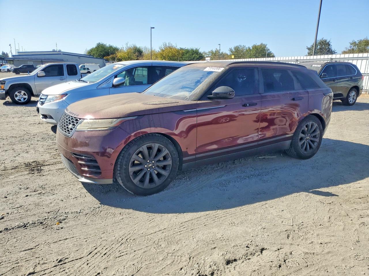 Photo of the 2018 LAND ROVER RANGE ROVER VELAR R-DYNAMIC SE