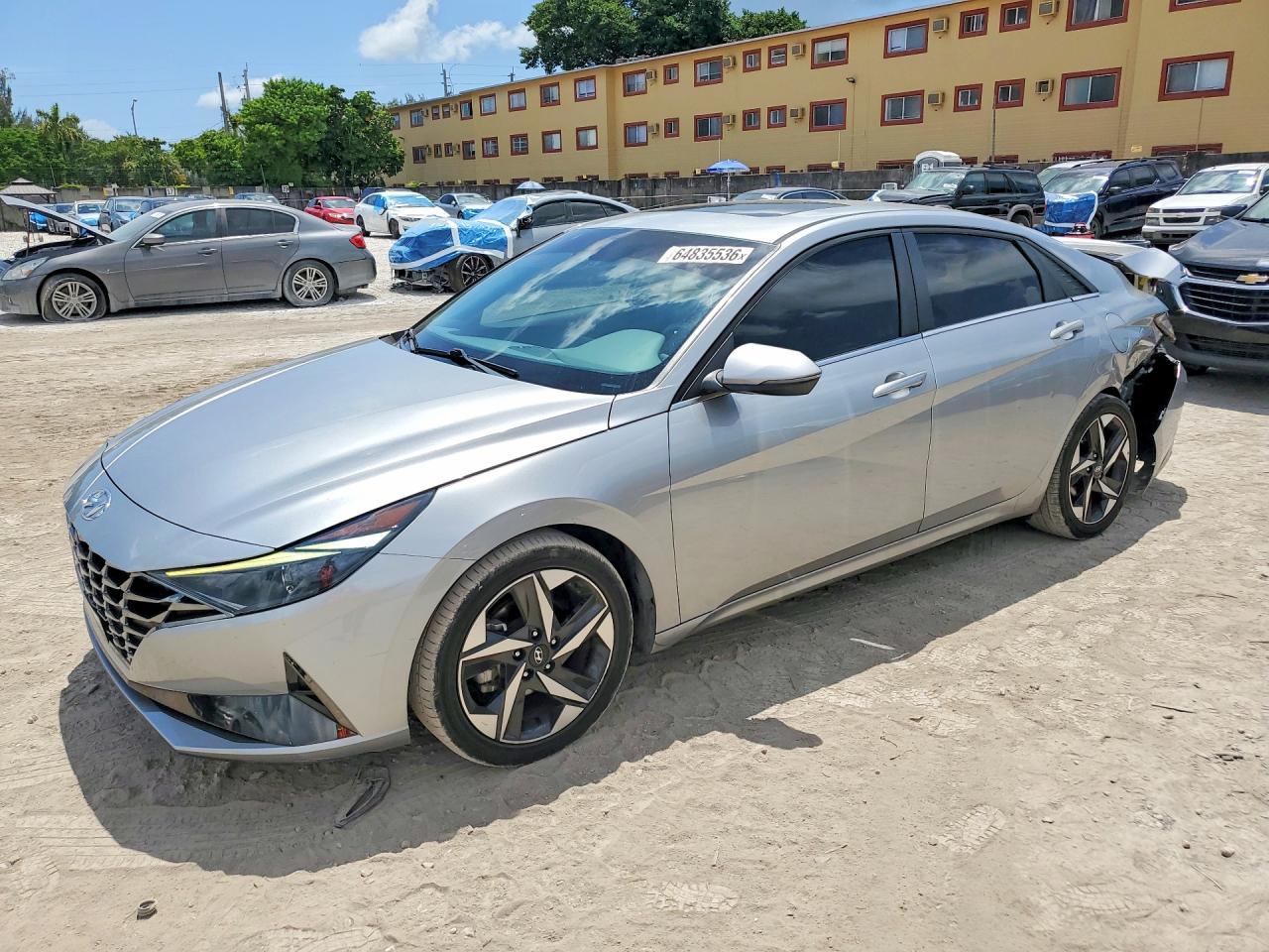 Photo of the 2021 HYUNDAI ELANTRA SEL