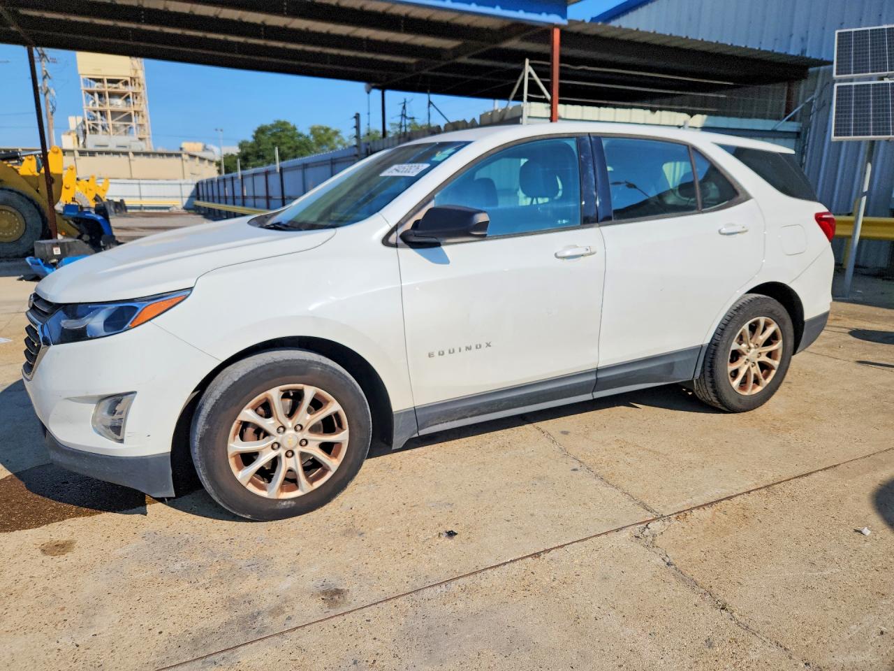 Photo of the 2018 CHEVROLET EQUINOX LS