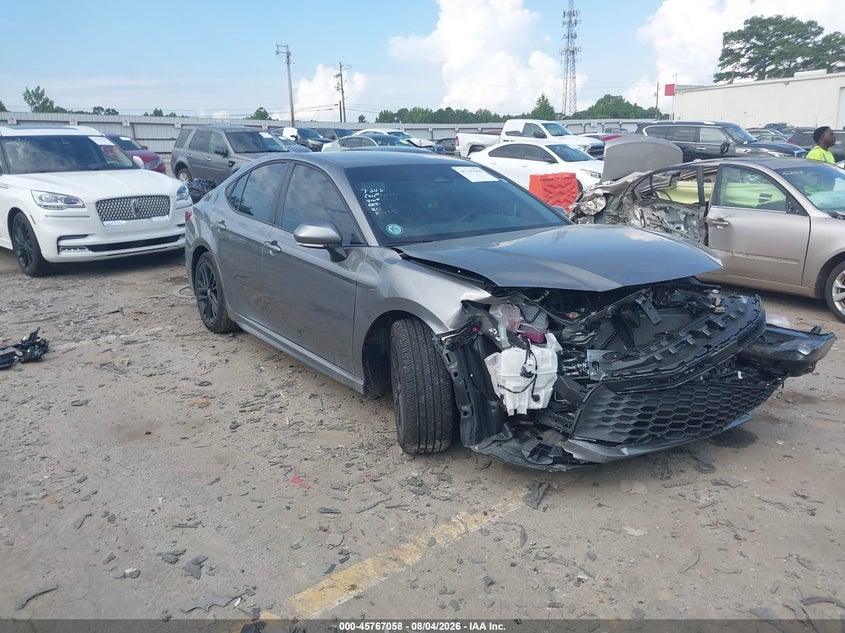 Photo of the 2026 TOYOTA CAMRY SE