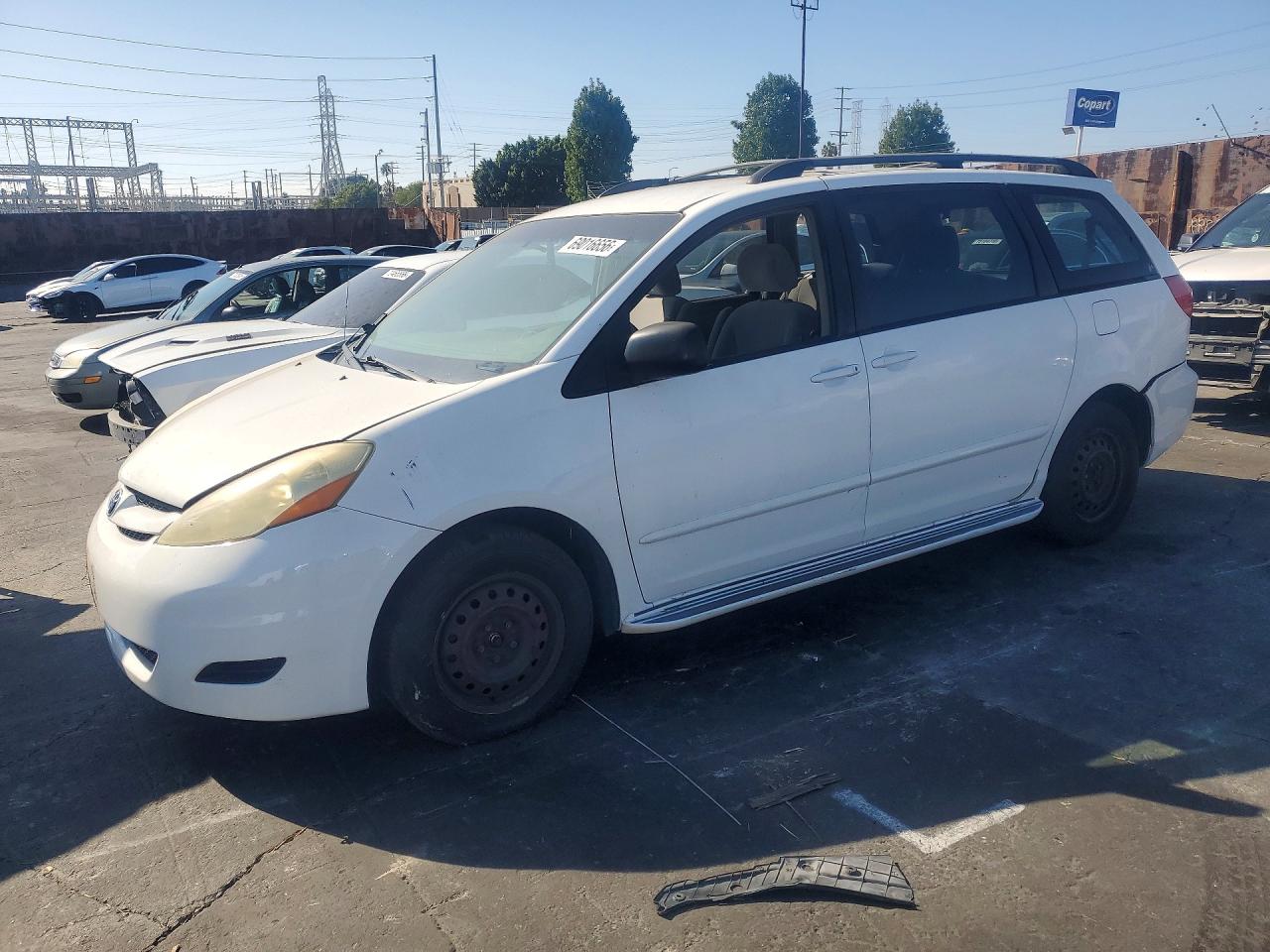 Photo of the 2006 TOYOTA SIENNA CE 7 PASSENGER