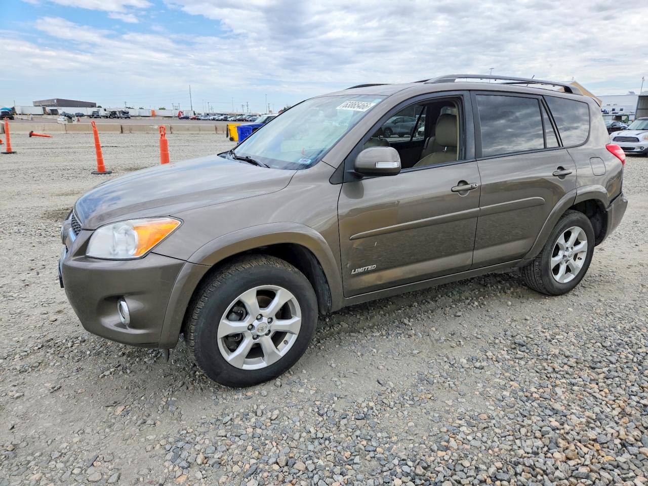 Photo of the 2012 TOYOTA RAV4 LIMITED