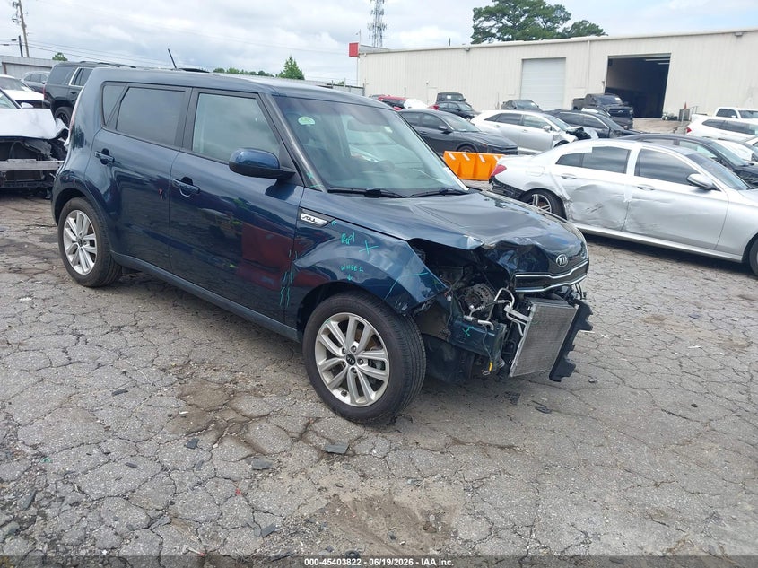 Photo of the 2018 KIA SOUL +