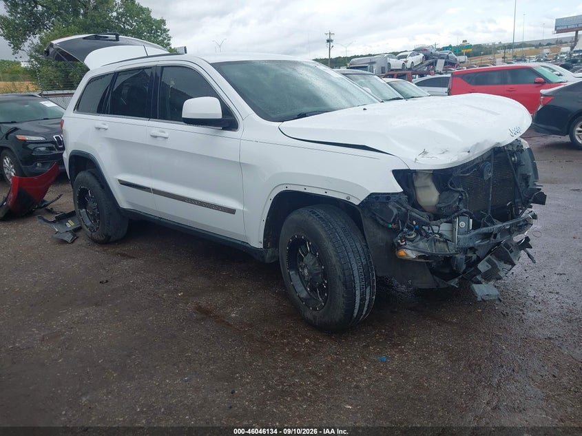 Photo of the 2013 JEEP GRAND CHEROKEE LAREDO