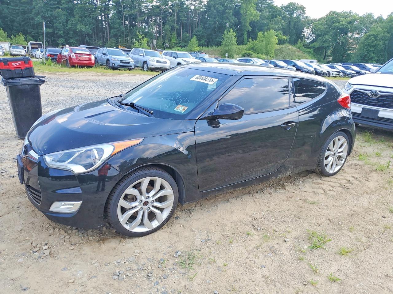 Photo of the 2015 HYUNDAI VELOSTER BASE