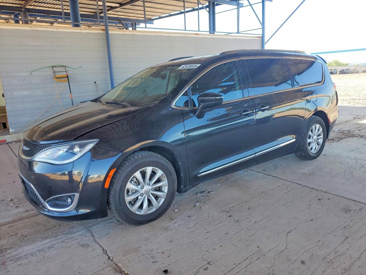Photo of the 2019 CHRYSLER PACIFICA TOURING L