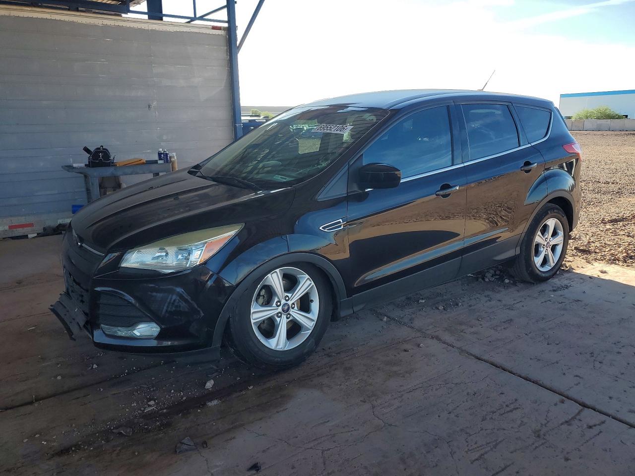 Photo of the 2013 FORD ESCAPE SE