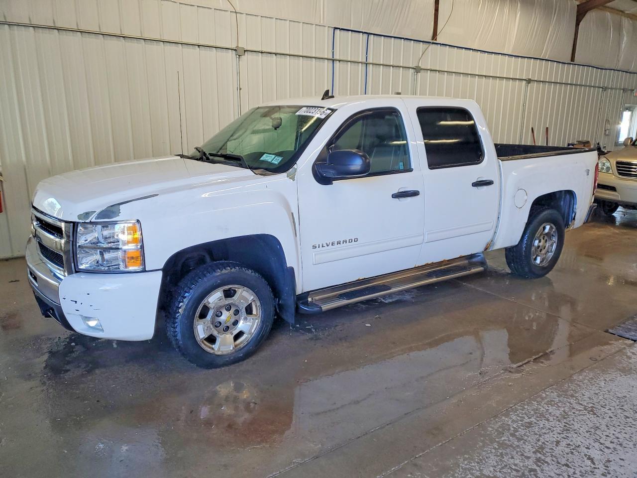 Photo of the 2011 CHEVROLET SILVERADO K1500 LT