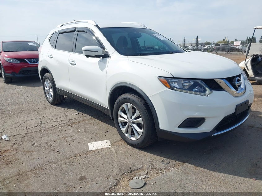 Photo of the 2016 NISSAN ROGUE SV