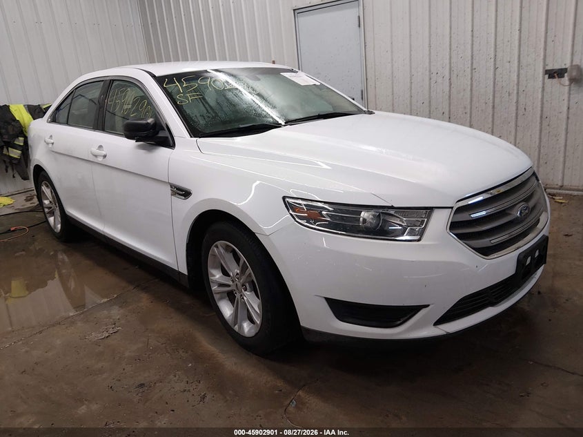 Photo of the 2019 FORD TAURUS SE