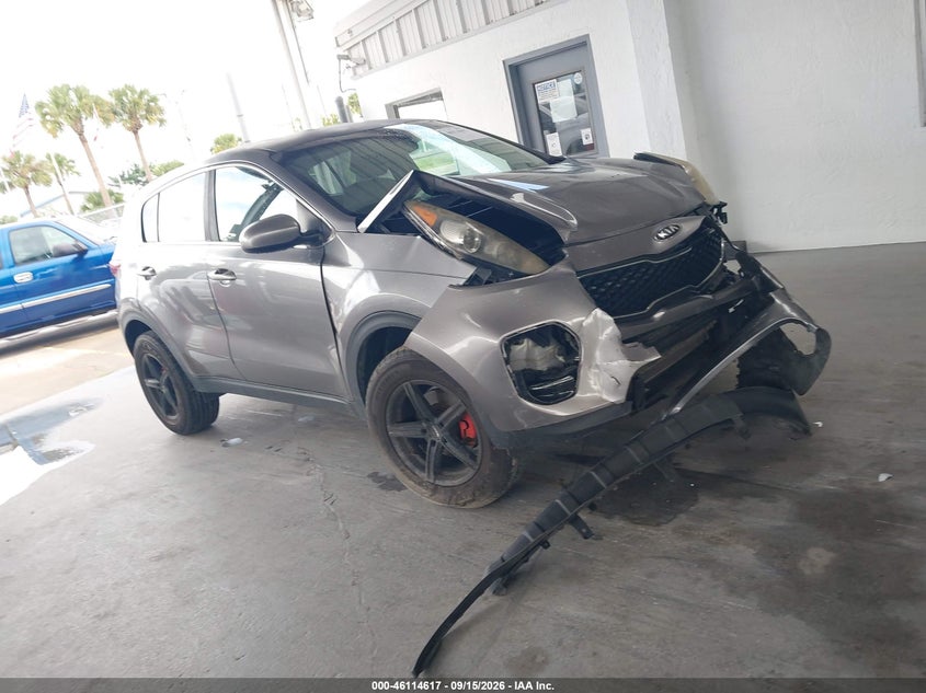 Photo of the 2017 KIA SPORTAGE LX