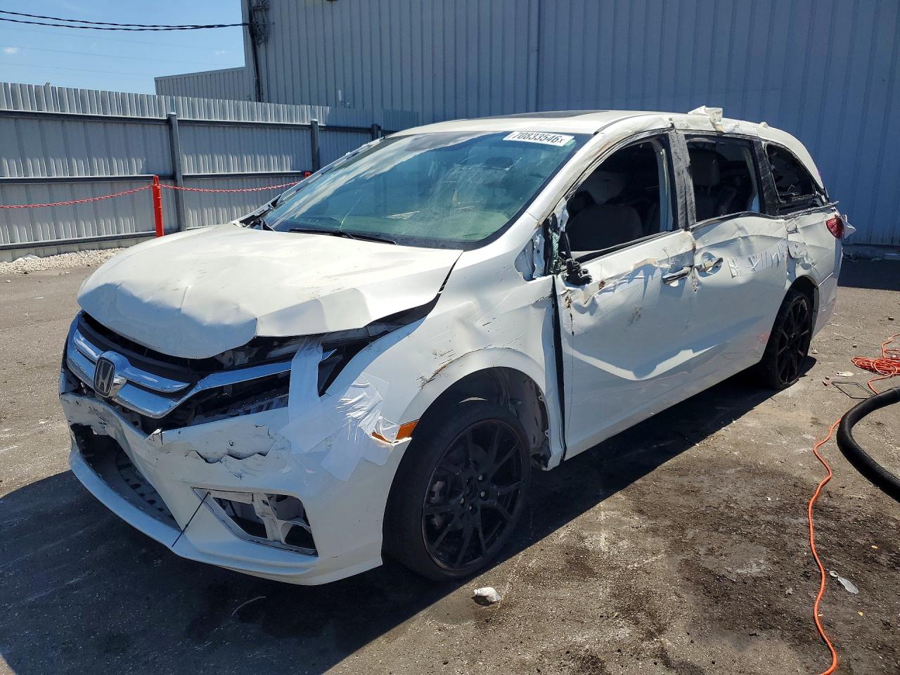 Photo of the 2018 HONDA ODYSSEY ELITE