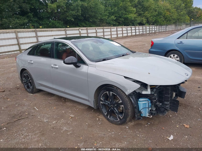 Photo of the 2021 KIA K5 GT-LINE