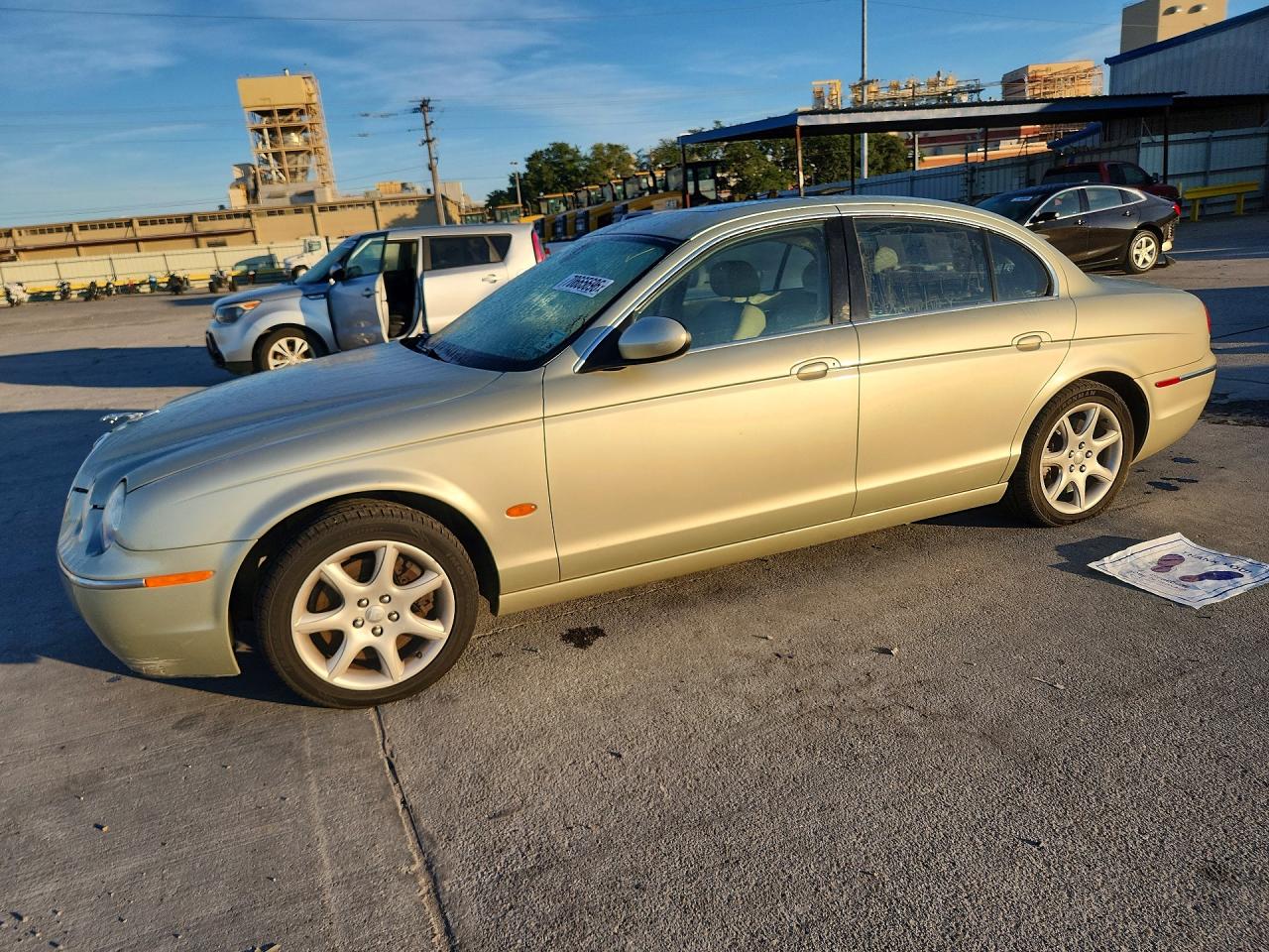Photo of the 2006 JAGUAR S-TYPE 4.2