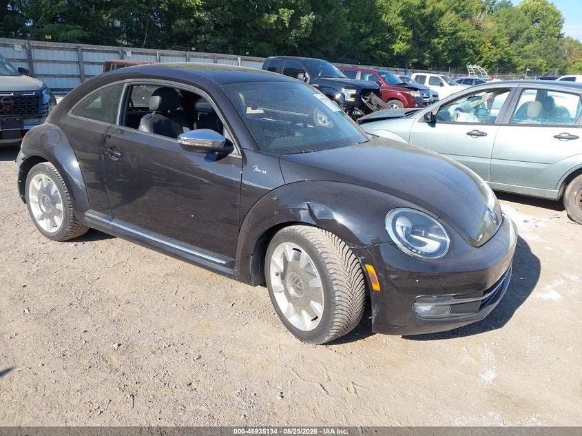 Photo of the 2013 VOLKSWAGEN BEETLE 2.0T FENDER EDITION