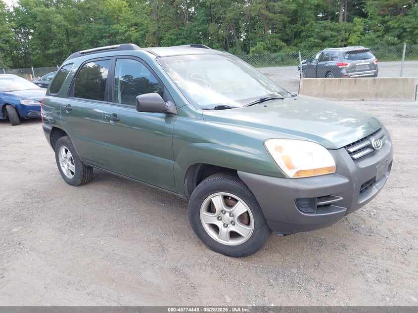 Photo of the 2005 KIA SPORTAGE LX