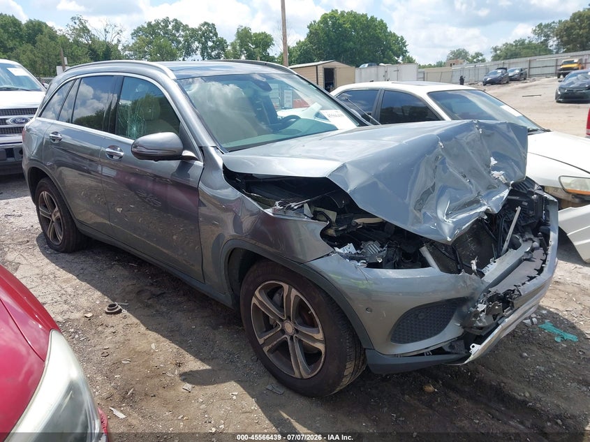 Photo of the 2017 MERCEDES-BENZ GLC 300