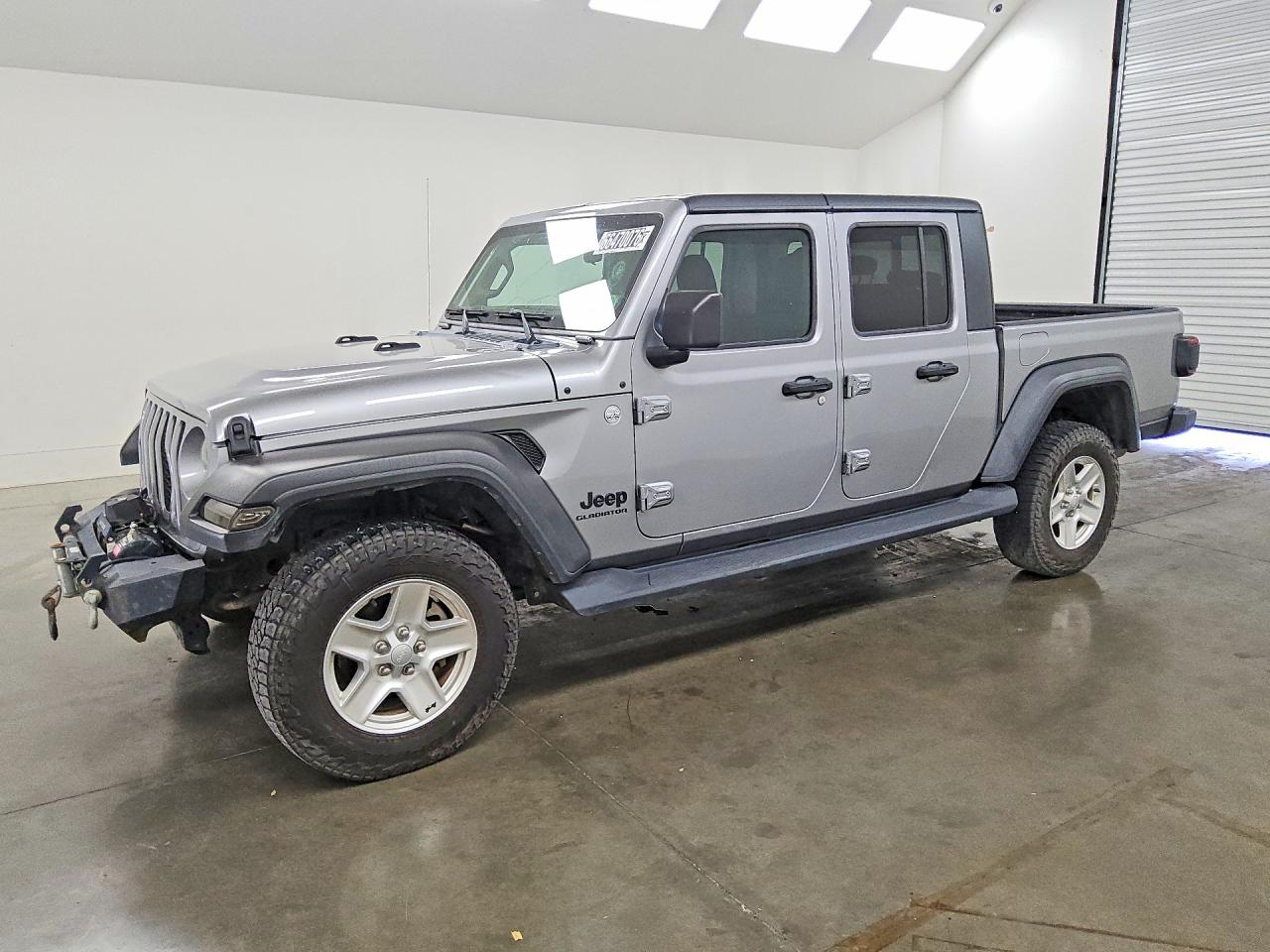 Photo of the 2020 JEEP GLADIATOR SPORT