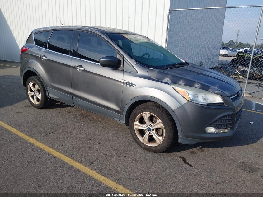 Photo of the 2013 FORD ESCAPE SE