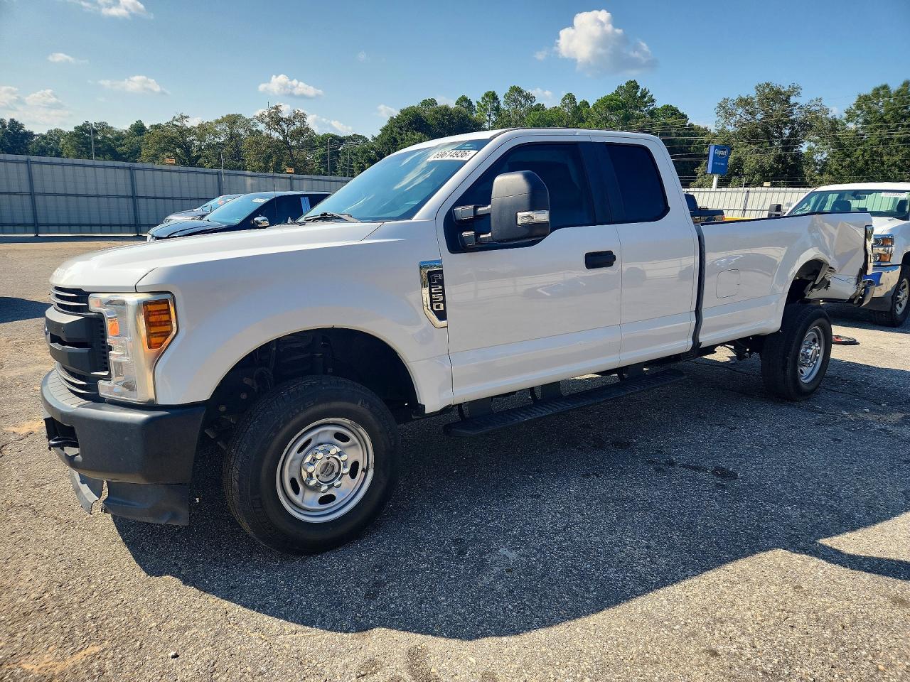 Photo of the 2018 FORD F250 SUPER DUTY