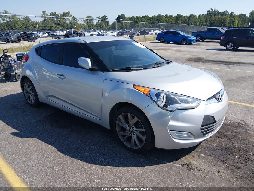 Photo of the 2017 HYUNDAI VELOSTER