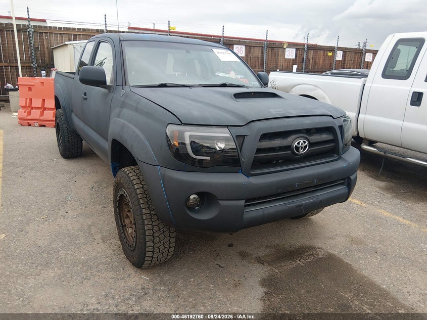 Photo of the 2006 TOYOTA TACOMA BASE V6