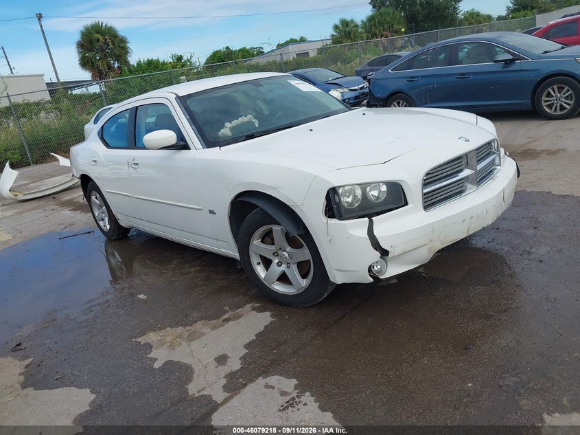 Photo of the 2010 DODGE CHARGER SXT