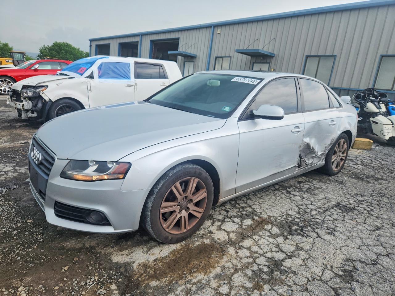 Photo of the 2011 AUDI A4 PREMIUM