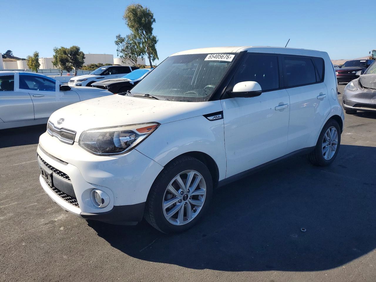Photo of the 2018 KIA SOUL +