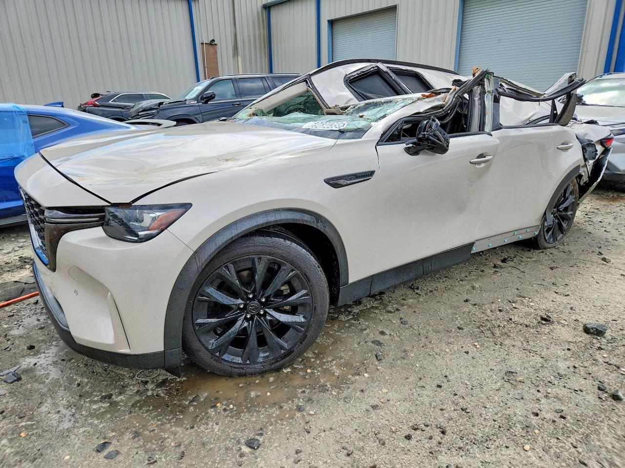 Photo of the 2026 MAZDA CX-90 PREMIUM SPORT