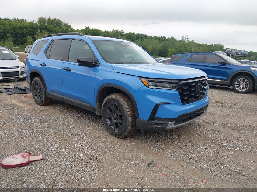 Photo of the 2025 HONDA PILOT TRAILSPORT
