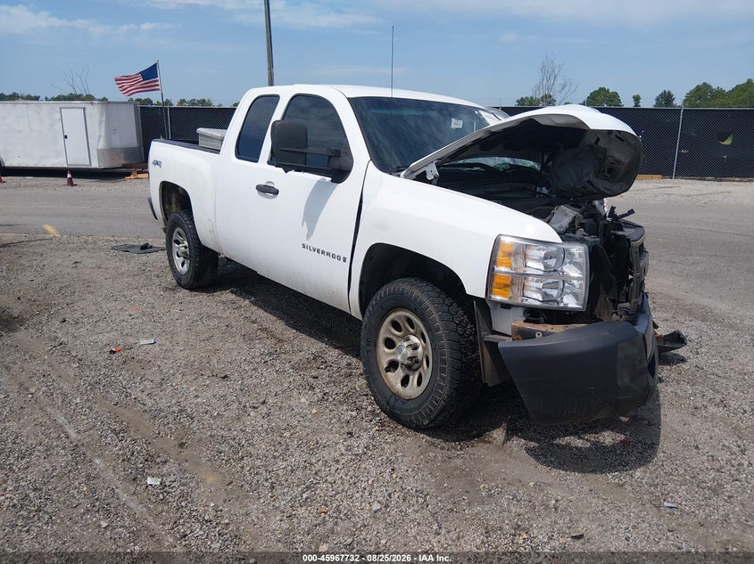 Photo of the 2009 CHEVROLET SILVERADO 1500 WORK TRUCK