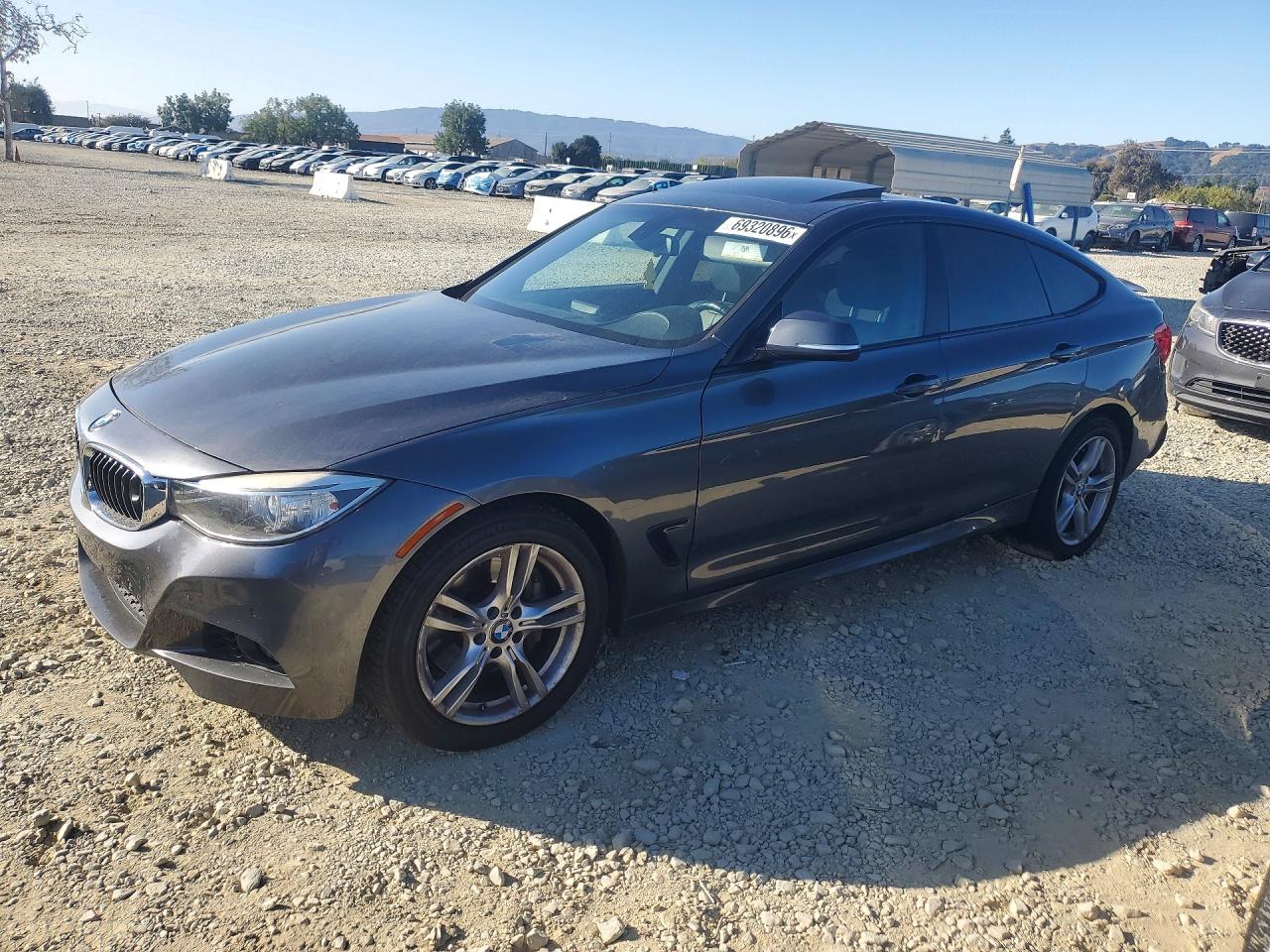 Photo of the 2016 BMW 335 XIGT