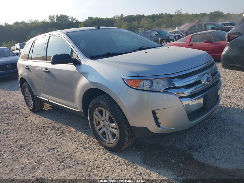Photo of the 2012 FORD EDGE SE