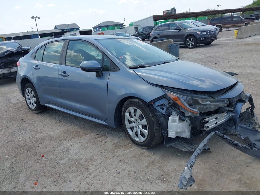 Photo of the 2022 TOYOTA COROLLA LE