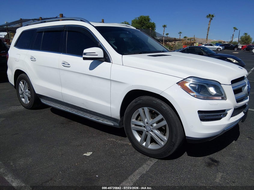 Photo of the 2015 MERCEDES-BENZ GL 450 4MATIC