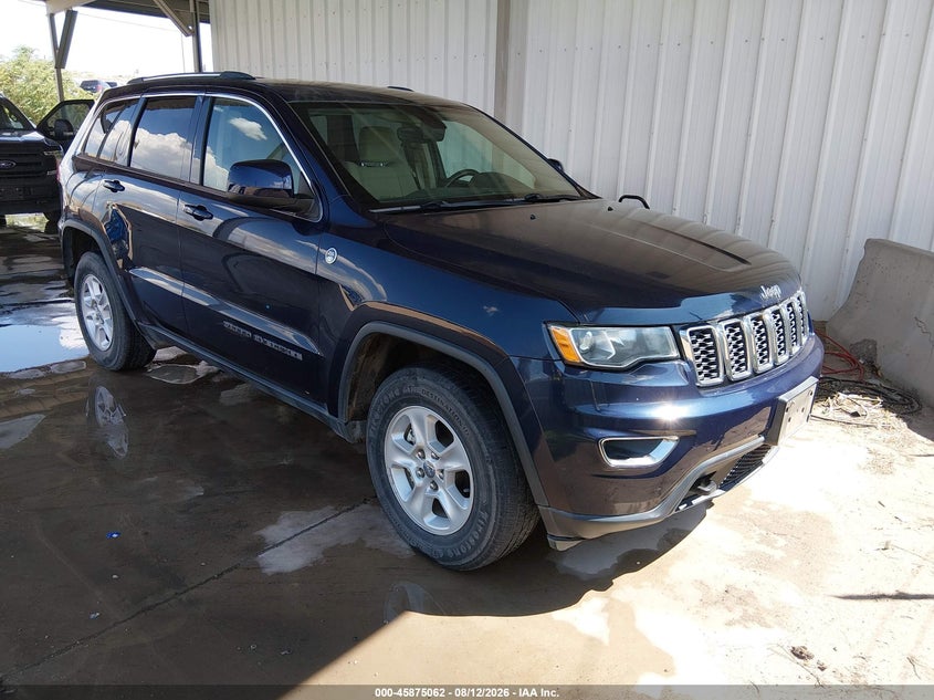 Photo of the 2017 JEEP GRAND CHEROKEE LAREDO