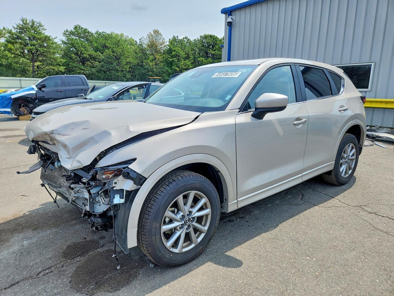 Photo of the 2025 MAZDA CX-5 PREFERRED