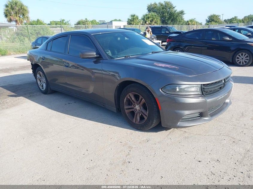 Photo of the 2020 DODGE CHARGER SXT RWD