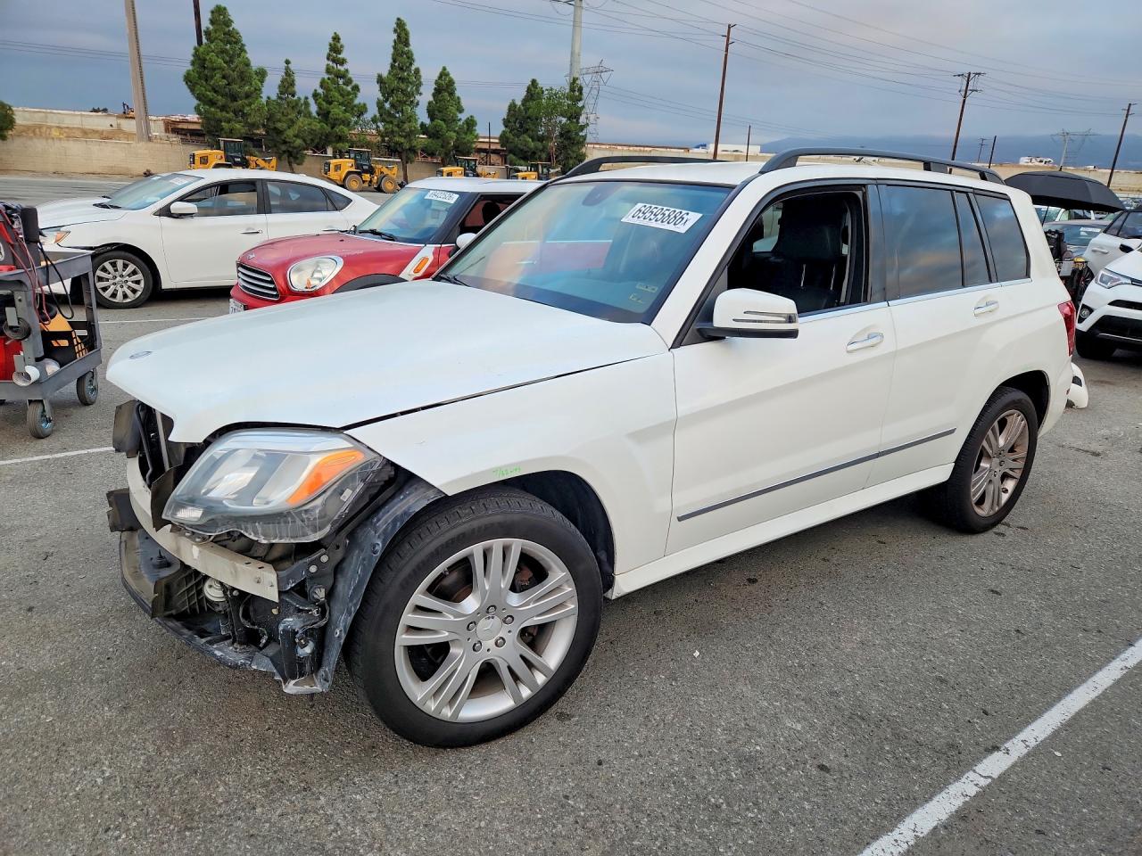 Photo of the 2014 MERCEDES-BENZ GLK 350