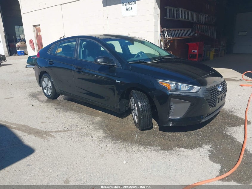 Photo of the 2018 HYUNDAI IONIQ HYBRID BLUE
