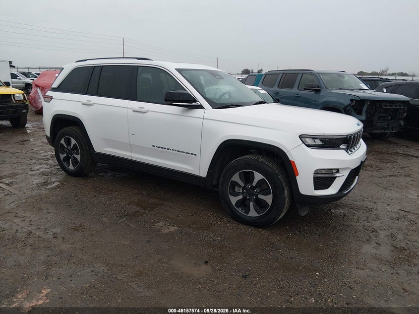 Photo of the 2024 JEEP GRAND CHEROKEE 4XE